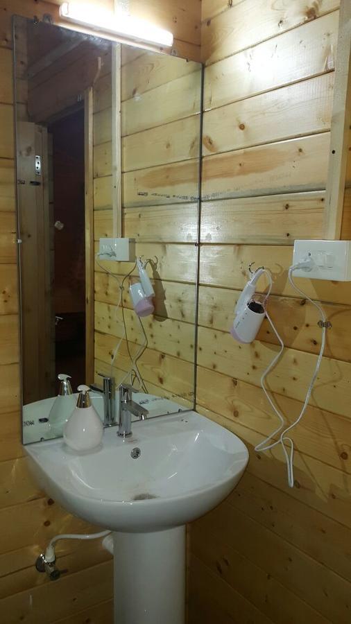 Bed and Breakfast The Rainbows End à Madgaon Extérieur photo