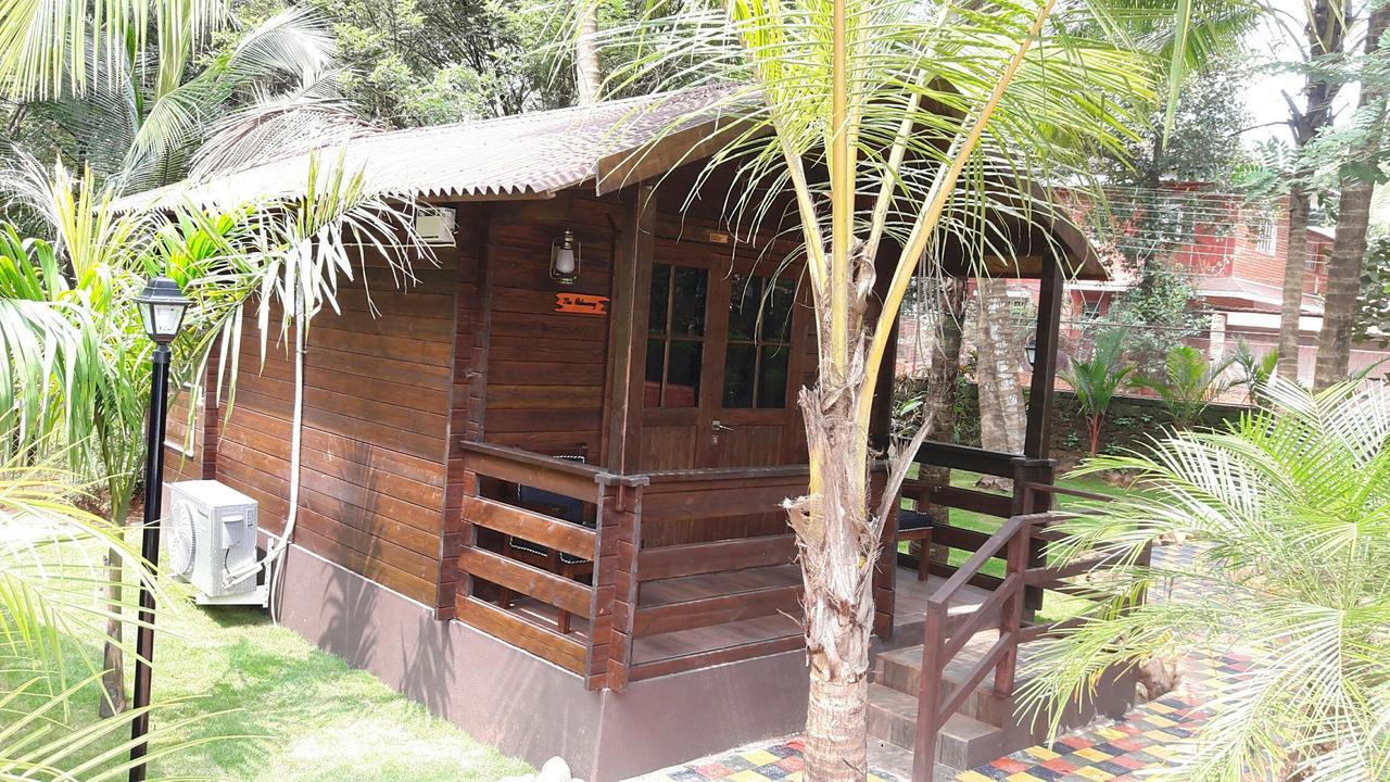 Bed and Breakfast The Rainbows End à Madgaon Extérieur photo